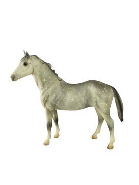 Breyer Horse Duchess Mold From Trakehner Family Dappled Gray #3347 Classic Model